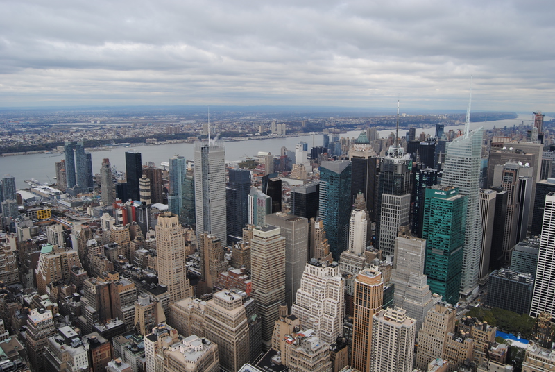 Empire State Building — Utsikt nordnordväst, västra Midtown Manhattan.
