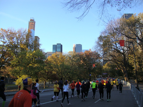 Löpare springer trots inställt maraton.