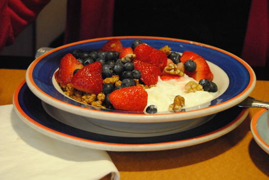 Yoghurt med bär.